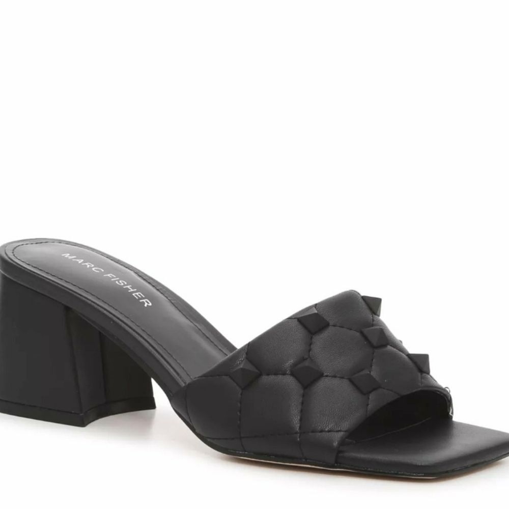 BRAND NEW MARC FISHER STUDDED MULES SANDAL R3